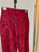 Cargar imagen en el visor de la galería, Pantalón gamuza burgundy
