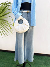 Cargar imagen en el visor de la galería, Pantalón denim wide leg
