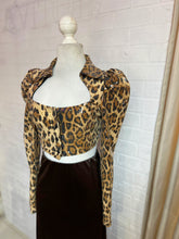 Cargar imagen en el visor de la galería, Blusa lentejuela leopardo
