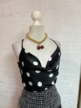 Cargar imagen en el visor de la galería, Blusa satén negra lunares blancos
