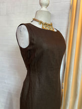 Cargar imagen en el visor de la galería, Vestido lino chocolate midi
