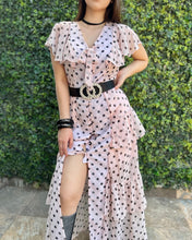 Cargar imagen en el visor de la galería, Maxi vestido rosa lunares negros
