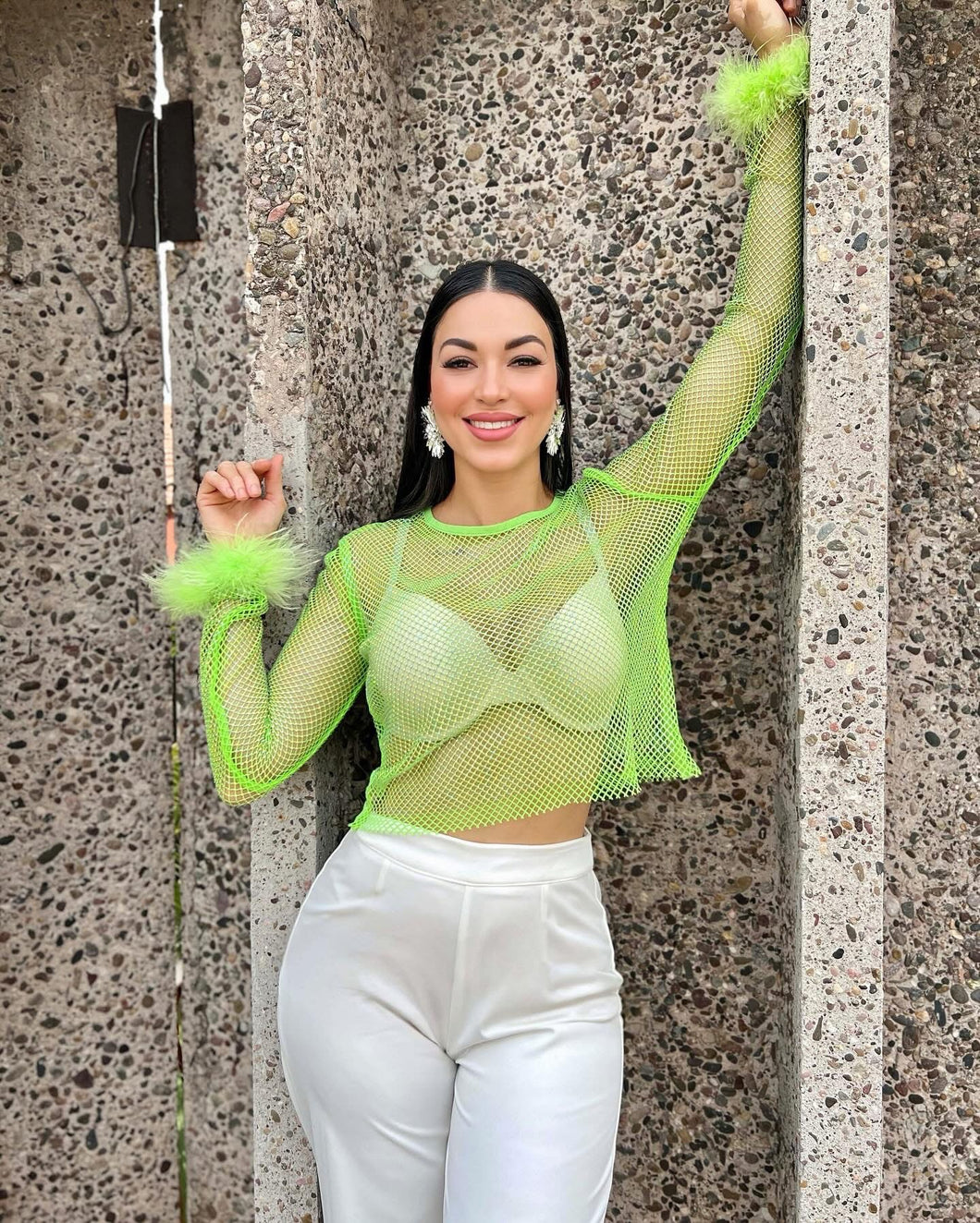 Blusa red con plumas