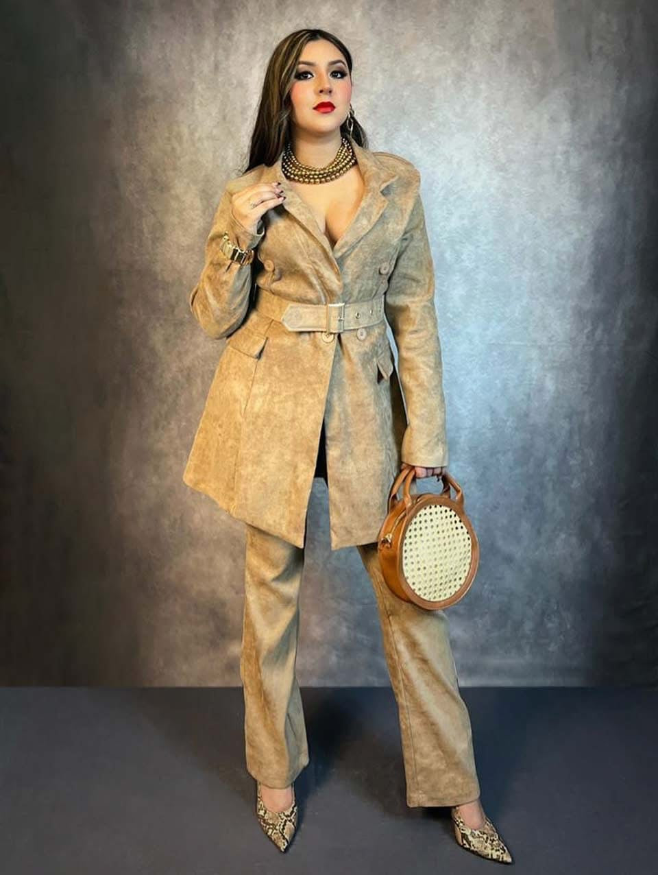 Pantalón gamuza beige