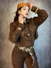 Cargar imagen en el visor de la galería, Chamarra gamuza cocoa
