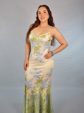 Cargar imagen en el visor de la galería, Maxi vestido beige estampado
