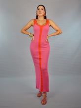 Cargar imagen en el visor de la galería, Maxi vestido rosa con naranja
