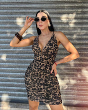 Cargar imagen en el visor de la galería, Vestido drapeado leopardo
