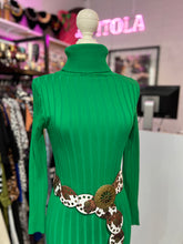 Cargar imagen en el visor de la galería, Vestido cuello alto verde
