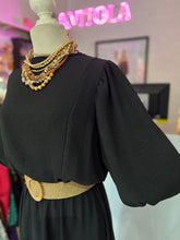 Cargar imagen en el visor de la galería, Vestido midi negro con cinturón
