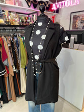 Cargar imagen en el visor de la galería, Maxi chaleco negro
