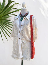 Cargar imagen en el visor de la galería, Set camisa &amp; short beige
